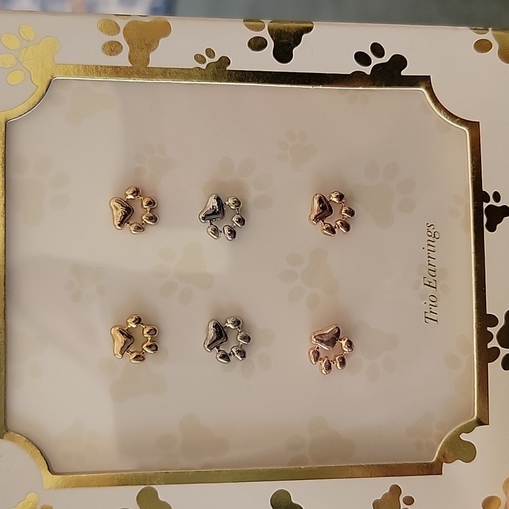 Paw earrings